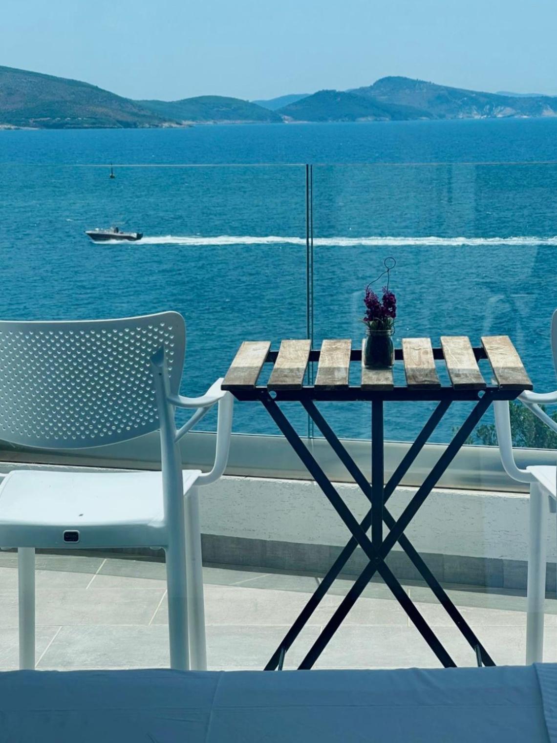 Sea Horizon Vsl Suites & Apartments Sarande Exterior photo