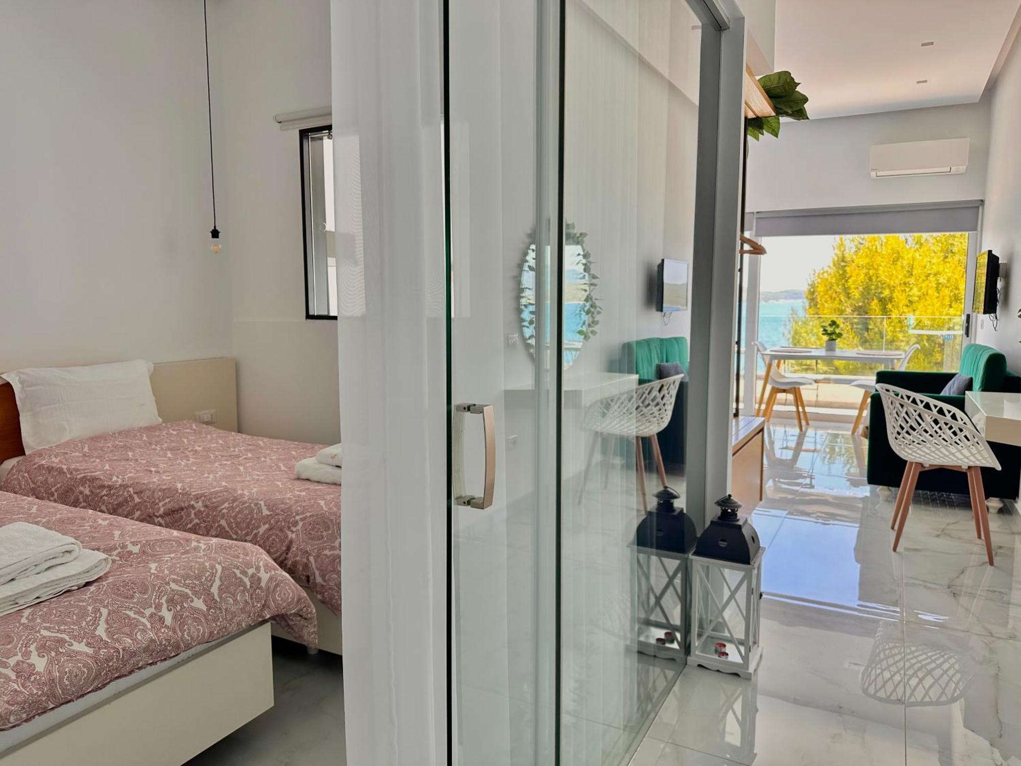 Sea Horizon Vsl Suites & Apartments Sarande Exterior photo