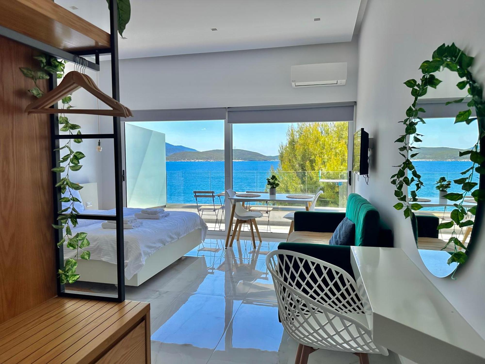 Sea Horizon Vsl Suites & Apartments Sarande Exterior photo