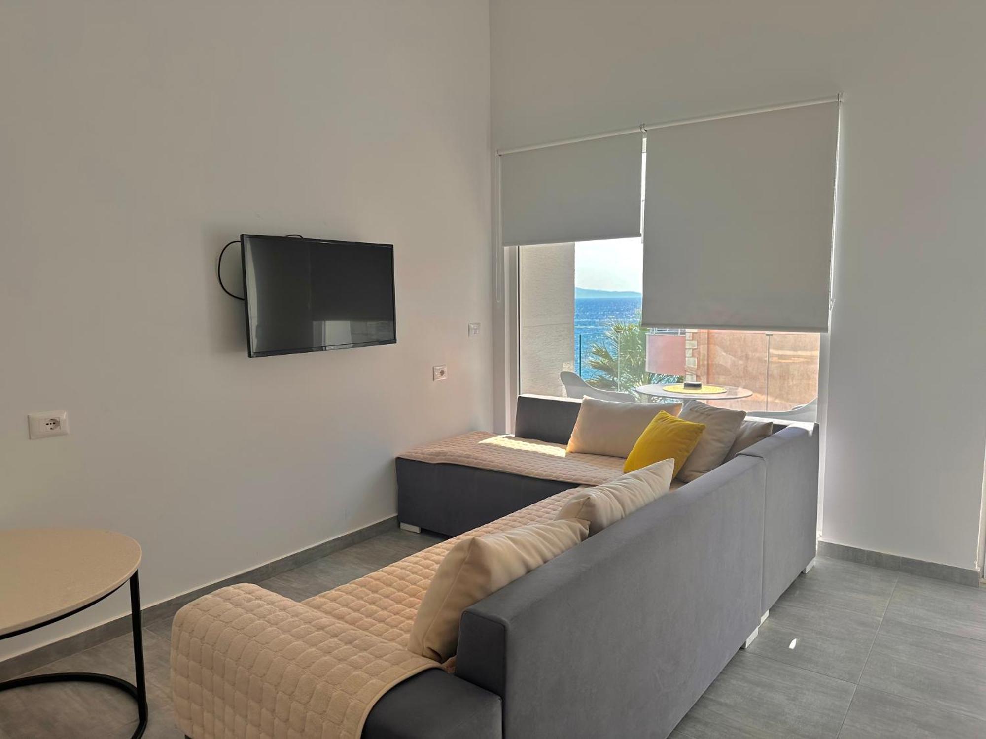 Sea Horizon Vsl Suites & Apartments Sarande Exterior photo